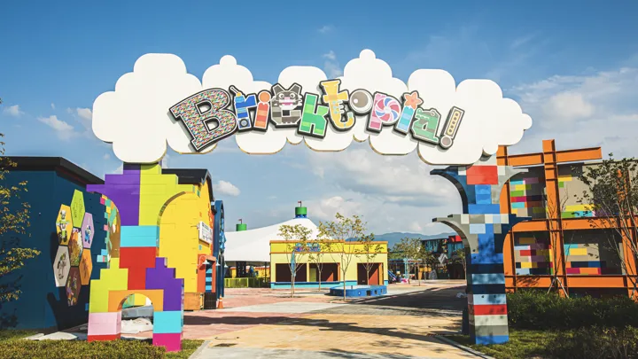 Bricktopia (1)