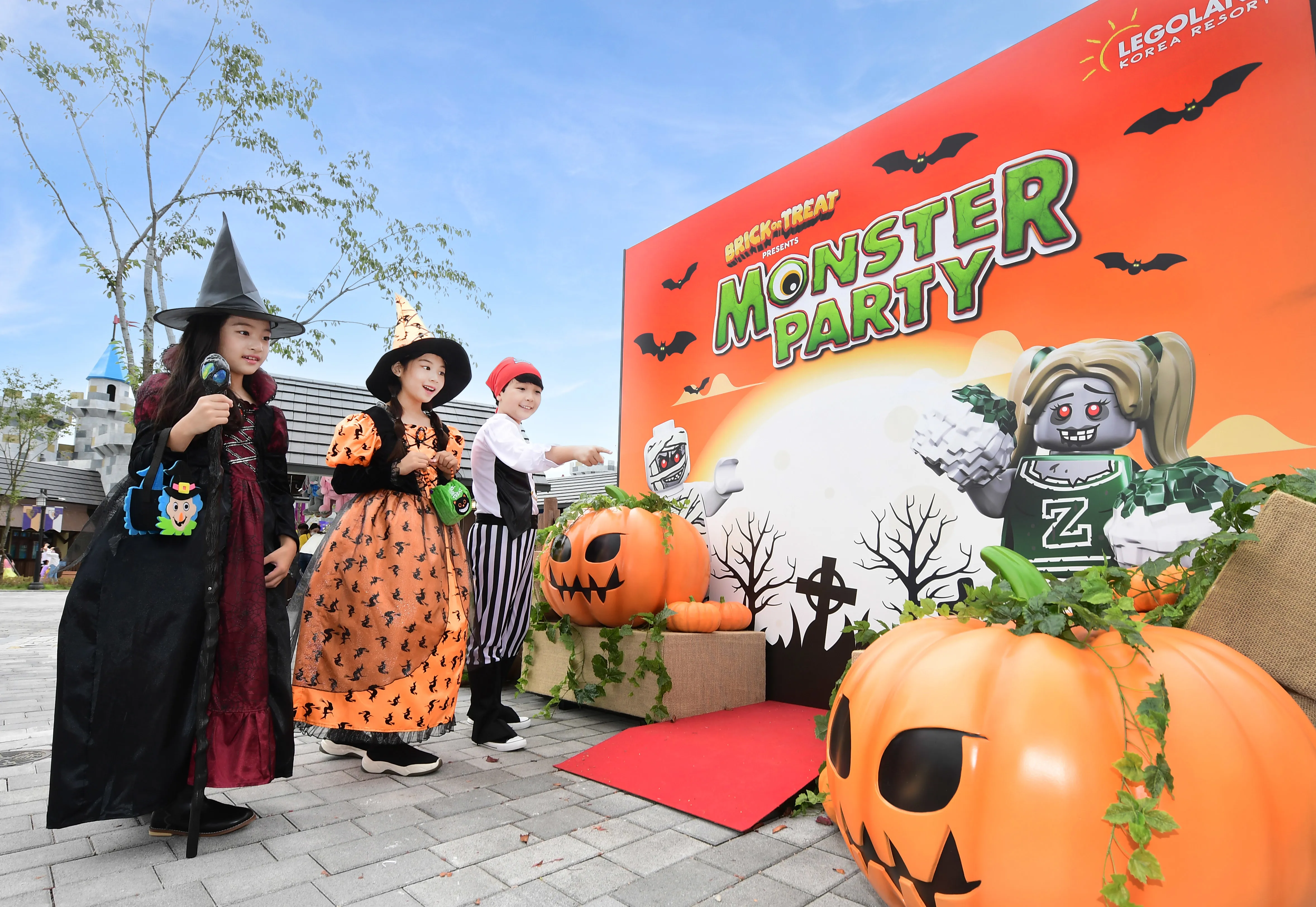 Brick or Treat Photo zone