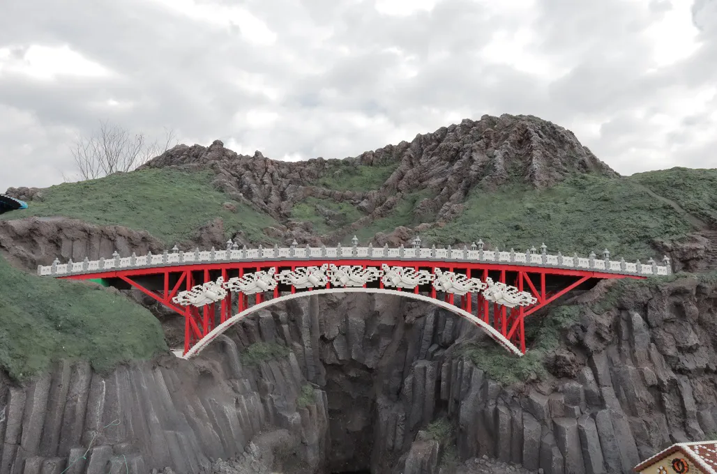 [사진자료 3] 레고랜드 코리아 리조트 미니랜드 제주도 선임교(칠선녀다리)