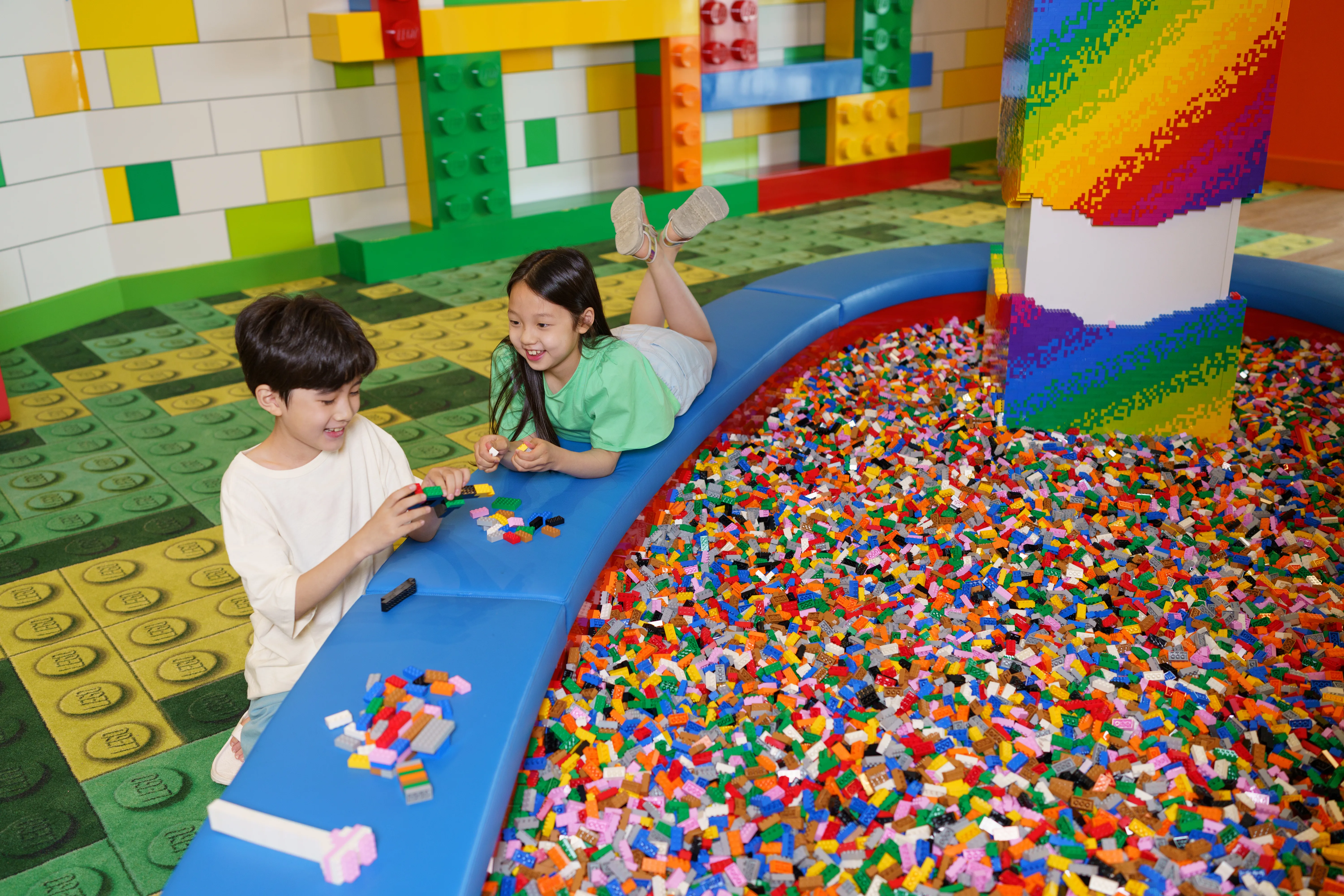 1층 로비 브릭 1